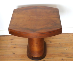 Art-Deco pedestal table