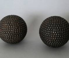 Lyonnaise balls